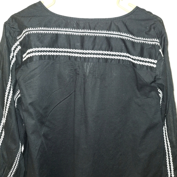 Talbots Tunic Black peasant top with white embroidery sleeve detail Size XL - Picture 4 of 5